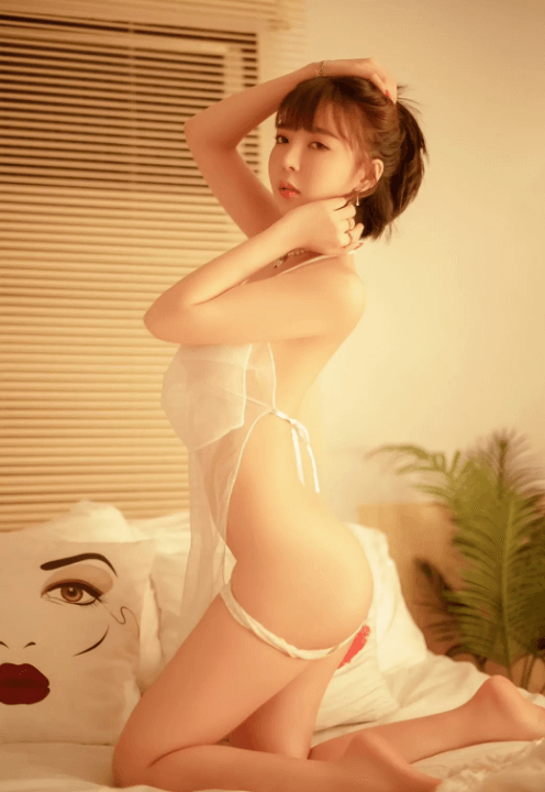 น้องน้ำตาล ปรียาภรณ์ - รูปโป้ รูปหีสวย ๆ จาก DXTH 2